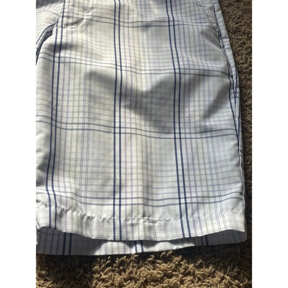 Men ’s PGA Tour PGA Plaid shorts 34 Pro Series Button shorts Purple - Picture 3 of 12